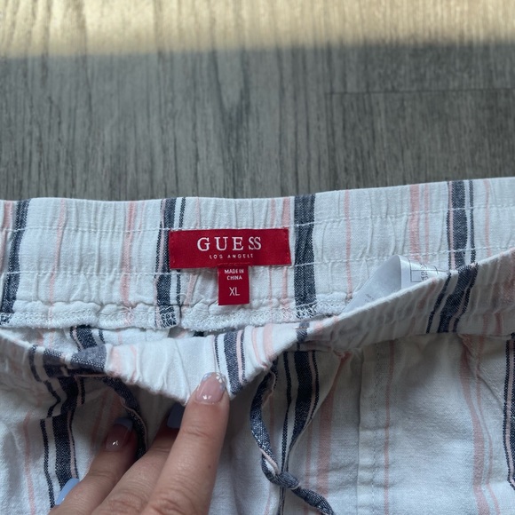 GUESS Striped Shorts - Picture 5 of 5